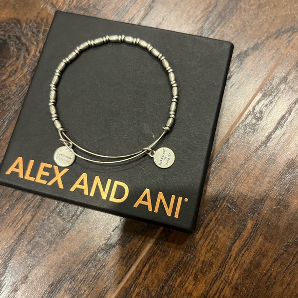 Alex and Annie bracelets - Picture 2 of 6
